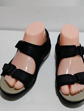 Aravon Katy Black Leather Strappy Sandals Womens Size 7 Comfort Shoes CH4023